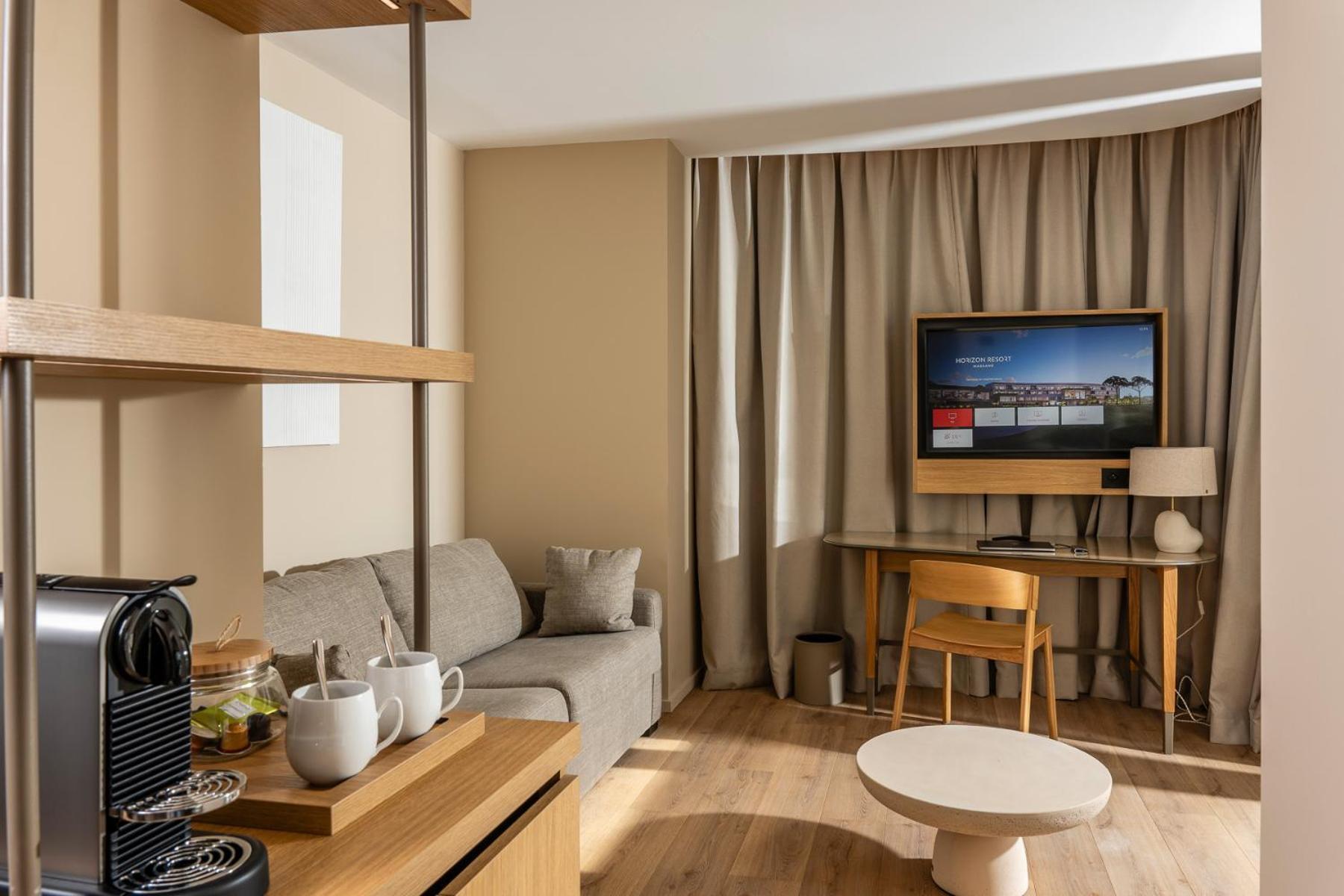 Hotel Horizon Resort Massane Baillargues Kültér fotó